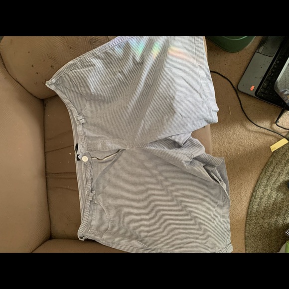 Shorts striped - Picture 1 of 3